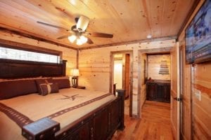 cabin bedroom