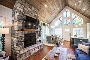 Broken Bow Cabins Texas Time Broken Bow Cabins Texas Time living room, dining table and kitchen