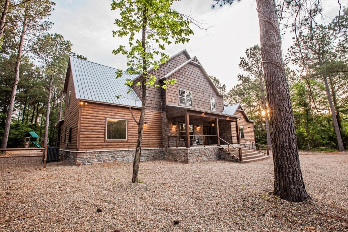 Plan a Family Reunion in Broken Bow, OK | Blue Beaver Cabins